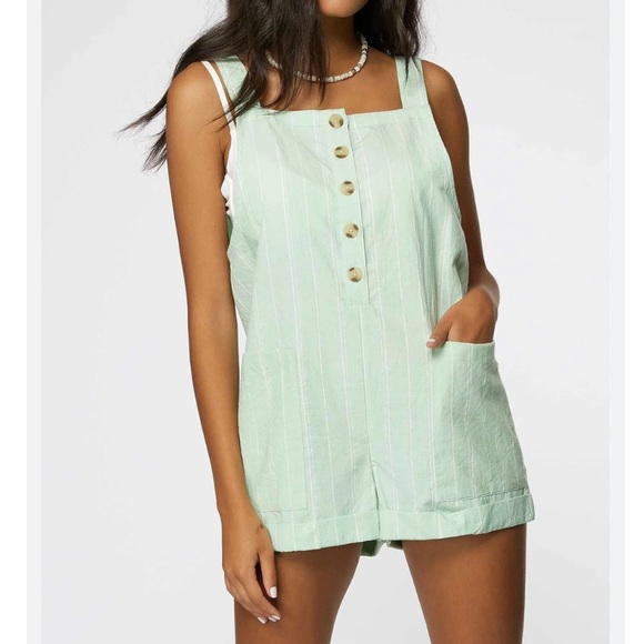 O’Neill Skylynn Beach Romper NEW - Picture 1 of 10